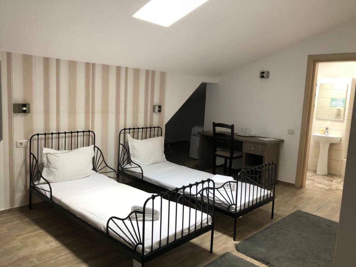 Hotel Nova Residence Popesti-Leordeni Esterno foto