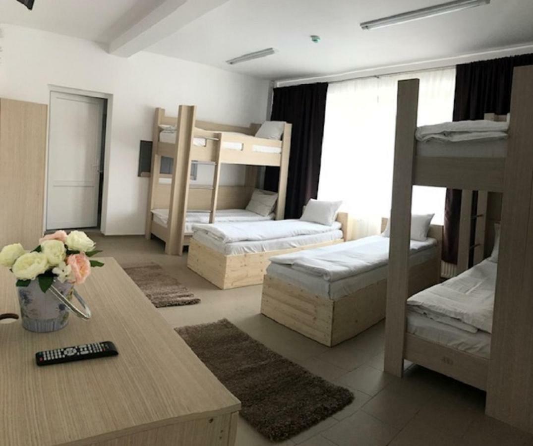 Hotel Nova Residence Popesti-Leordeni Esterno foto