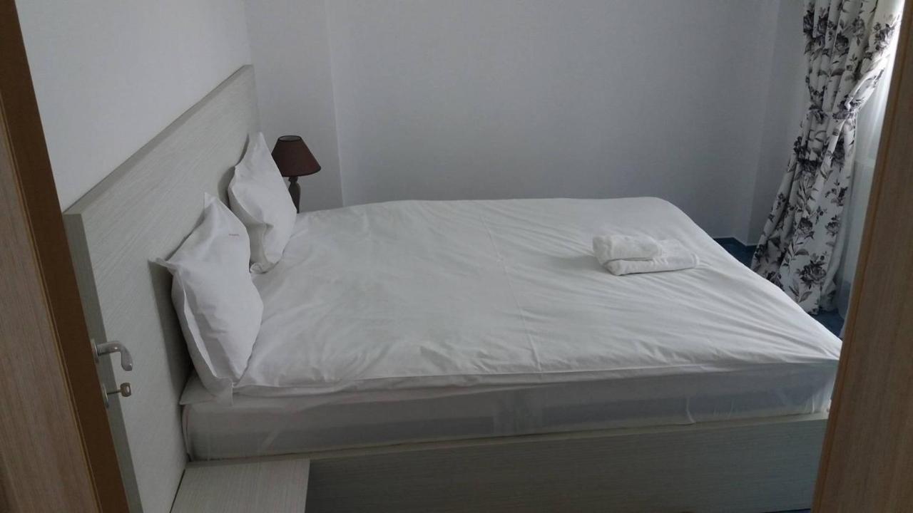 Hotel Nova Residence Popesti-Leordeni Esterno foto